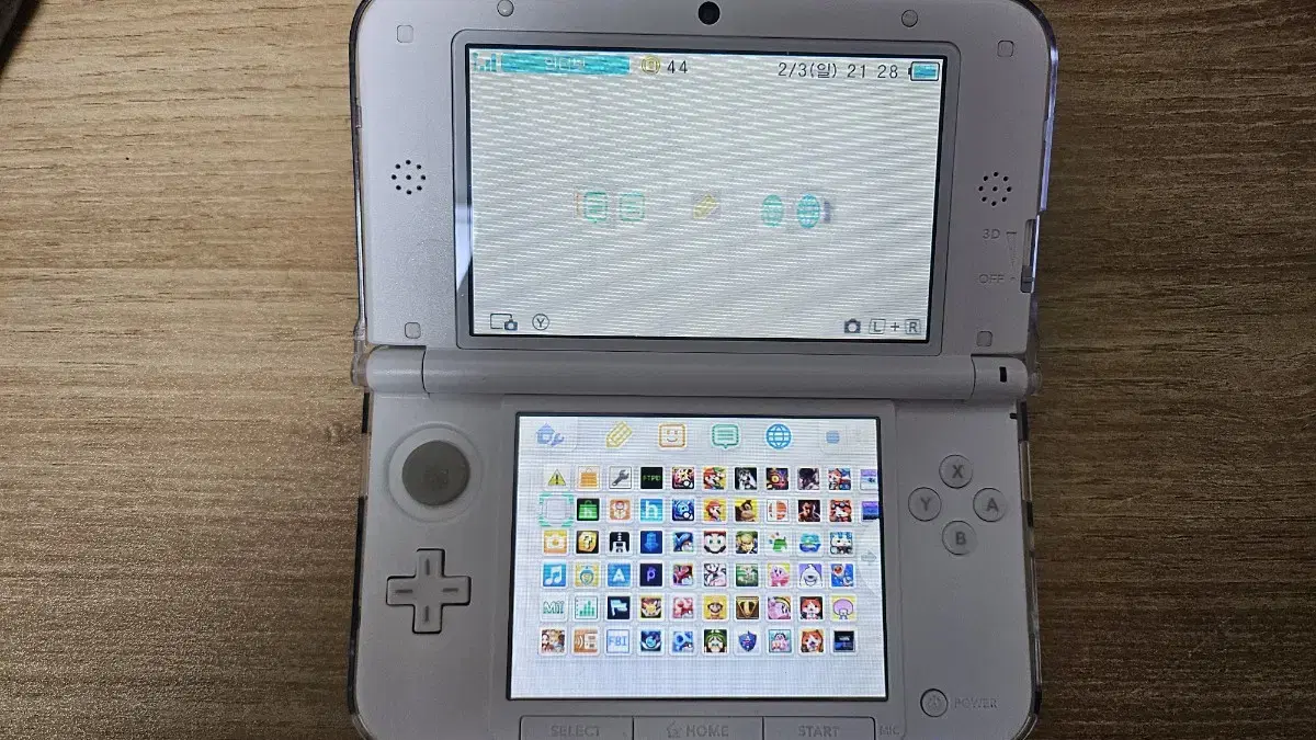 구큰다수 닌텐도 3DS XL + 확장 슬라이드 패드 팝니다